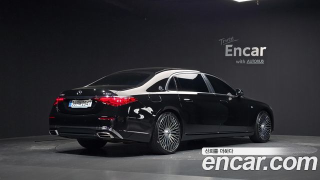 Mercedes-Benz S-Class (W223) Maybach S680 4MATIC 2023 — фото 2