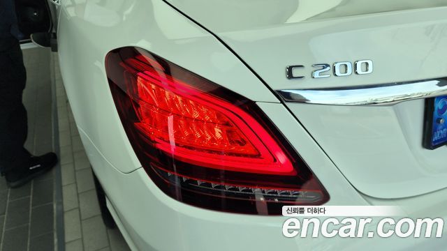 Mercedes-Benz C-Class (W205) C200 Avantgarde 2020 — фото 23