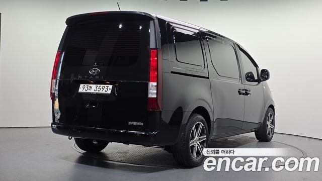 Hyundai Staria Cargo 3-Seater Smart 2022 — фото 2
