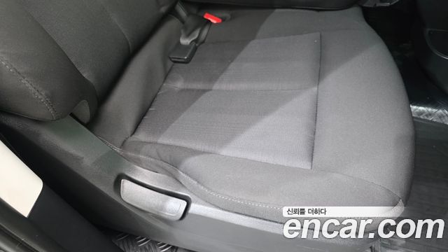 Hyundai Staria Cargo 3-Seater Smart 2022 — фото 26