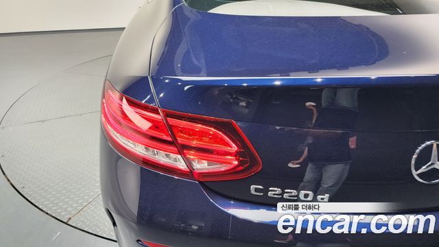 Mercedes-Benz C-Class (W205) C220 d 4MATIC Coupe 2019 — фото 20