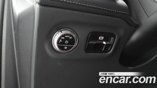 Mercedes-Benz EQS SUV (X296) EQS580 4MATIC 2023 — фото 31