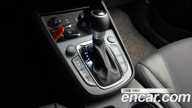 Hyundai Kona Gasoline 1.6 Turbo 2WD Inspiration 2021 — фото 9