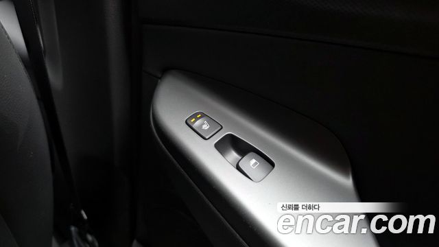 Hyundai Kona Gasoline 1.6 Turbo 2WD Inspiration 2021 — фото 19