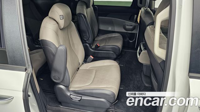 Kia Carnival (IV) Diesel 9-Seater Prestige 2025 — фото 16
