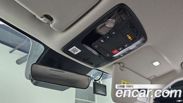 Kia Carnival (IV) Diesel 9-Seater Prestige 2025 — фото 23