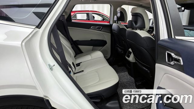 Kia Sportage (V) Diesel 2.0 2WD Signature 2022 — фото 12