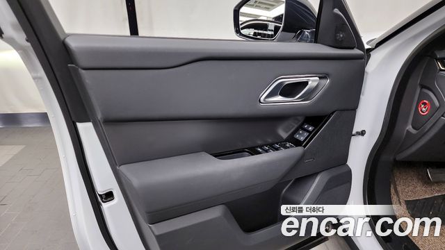 Land Rover Range Rover Velar 2.0 P250 Dynamic SE 2025 — фото 24