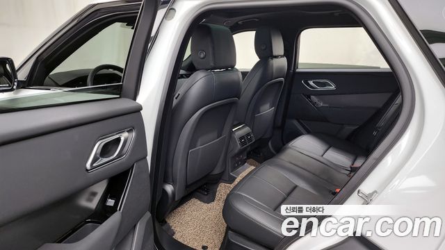 Land Rover Range Rover Velar 2.0 P250 Dynamic SE 2025 — фото 26