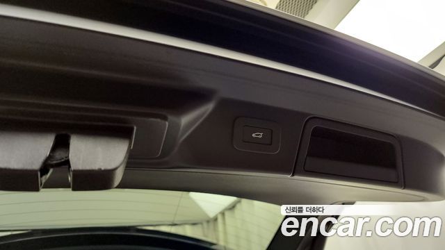 Land Rover Range Rover Velar 2.0 P250 Dynamic SE 2025 — фото 27