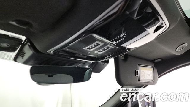 Land Rover Range Rover Velar 2.0 P250 Dynamic SE 2025 — фото 28