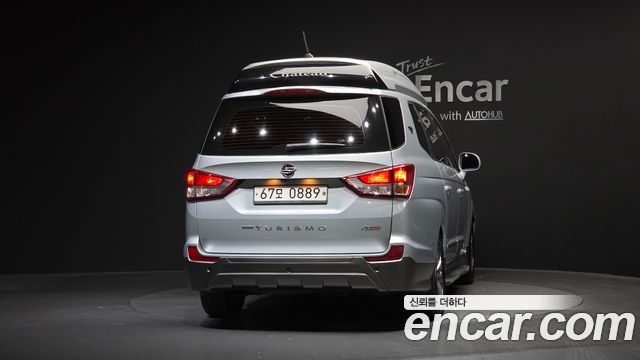 KG Mobility (SsangYong) Korando Turismo 4WD Chateau 9-seater High-Limousine 2016 — фото 4