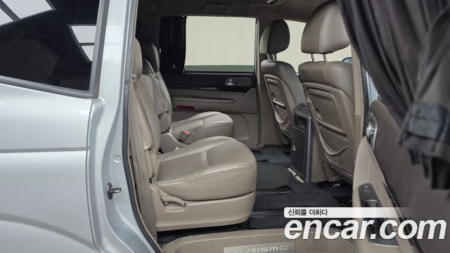KG Mobility (SsangYong) Korando Turismo 4WD Chateau 9-seater High-Limousine 2016 — фото 12