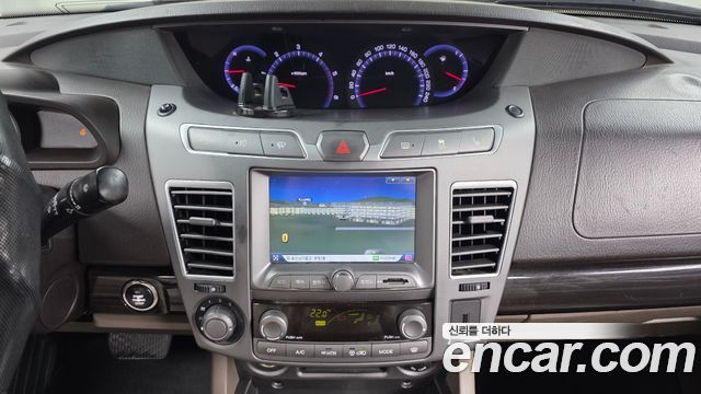KG Mobility (SsangYong) Korando Turismo 4WD Chateau 9-seater High-Limousine 2016 — фото 16