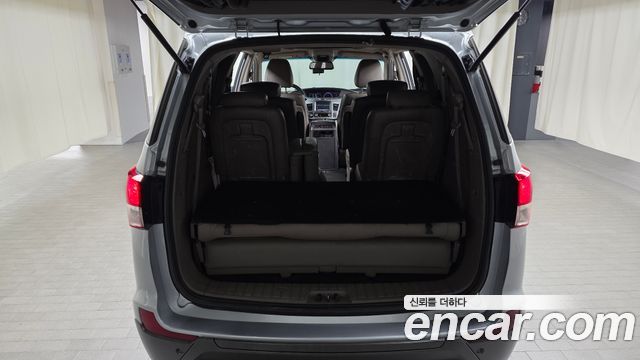 KG Mobility (SsangYong) Korando Turismo 4WD Chateau 9-seater High-Limousine 2016 — фото 20