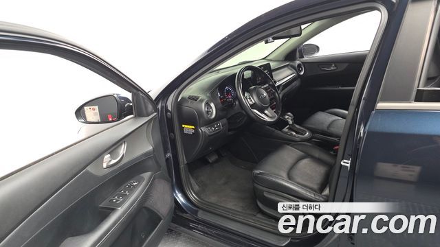 Kia K3 Prestige 2021 — фото 10