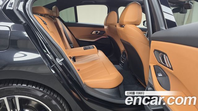 BMW 3 Series (G20) 320i M Sport 2025 — фото 11