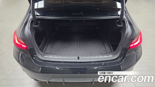 BMW 3 Series (G20) 320i M Sport 2025 — фото 20