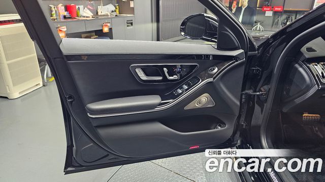 Mercedes-Benz S-Class (W223) S500L 4MATIC 2022 — фото 24