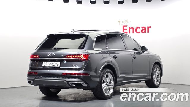 Audi Q7 (4M) 45 TDI Quattro Premium 2022 — фото 2