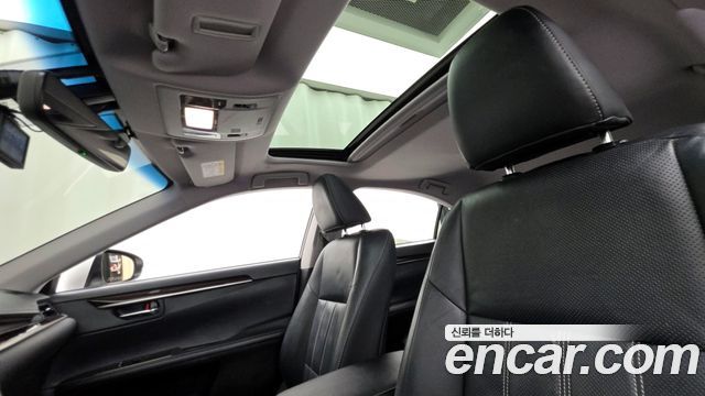 Lexus ES300h Supreme+ XV60 2018 — фото 22