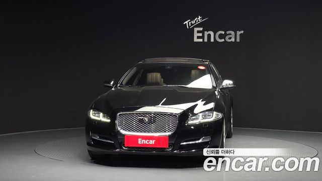 Jaguar XJ 3.0D Premium Luxury LWB X351 2016 — фото 3