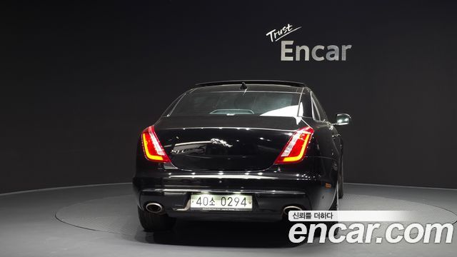Jaguar XJ 3.0D Premium Luxury LWB X351 2016 — фото 4