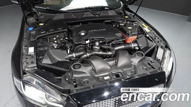 Jaguar XJ 3.0D Premium Luxury LWB X351 2016 — фото 6