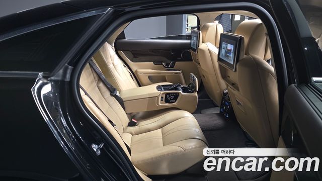 Jaguar XJ 3.0D Premium Luxury LWB X351 2016 — фото 12