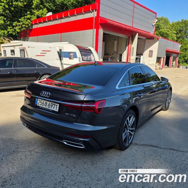 Audi A6 (C8) 45 TFSI Premium 2023 — фото 6