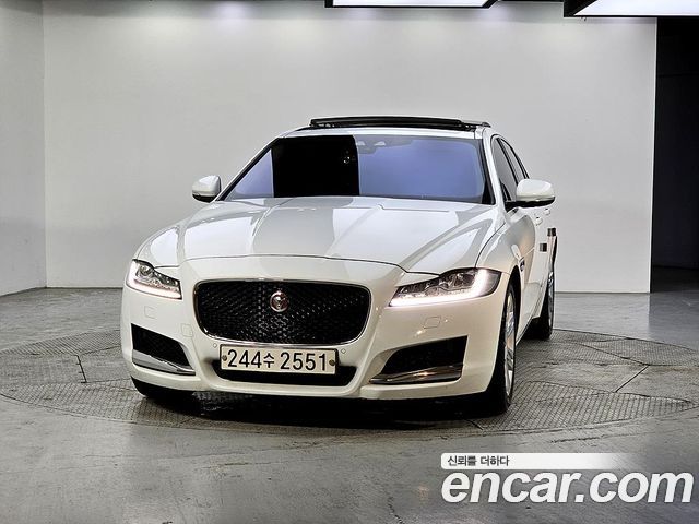 Jaguar XF (X260) 20d Portfolio 2017 — фото 2