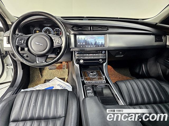 Jaguar XF (X260) 20d Portfolio 2017 — фото 5
