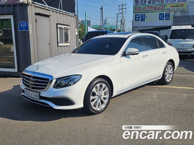 Mercedes-Benz E-Class (W213) E300 4MATIC Exclusive 2020 — фото 1