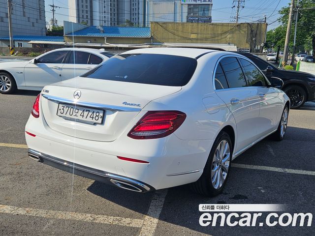 Mercedes-Benz E-Class (W213) E300 4MATIC Exclusive 2020 — фото 2