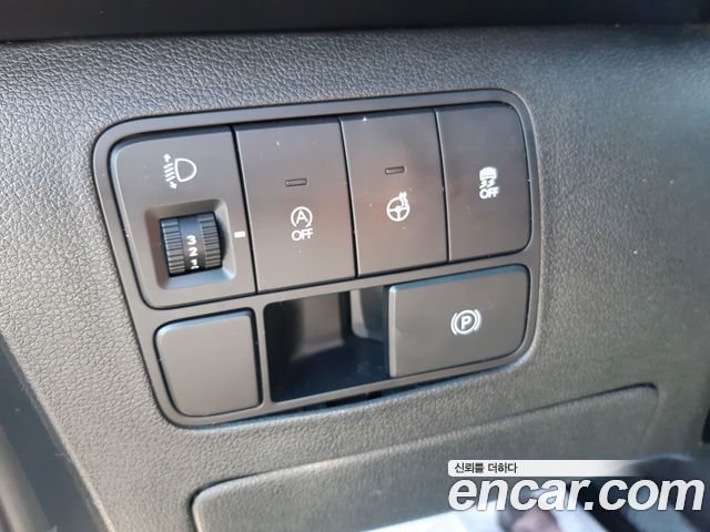 Hyundai Staria Cargo 3-Seater Modern 2023 — фото 16