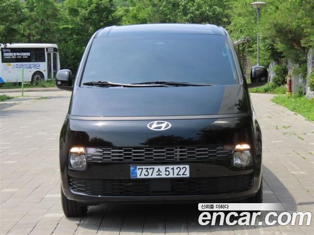 Hyundai Staria HEV 1.6T Tourer 11-Seater Modern 2026 — фото 1