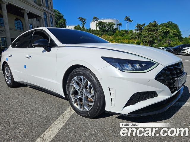 Hyundai Sonata (DN8) 1.6 Turbo Premium Plus 2022 — фото 2