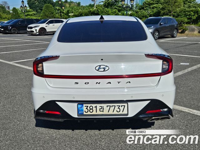 Hyundai Sonata (DN8) 1.6 Turbo Premium Plus 2022 — фото 4