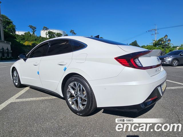 Hyundai Sonata (DN8) 1.6 Turbo Premium Plus 2022 — фото 17