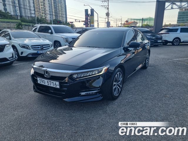 Honda Accord (X) 2.0 Hybrid Touring