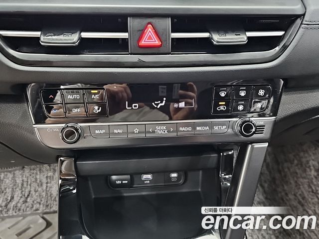 Kia Seltos Gasoline 2.0 2WD Gravity 2023 — фото 10