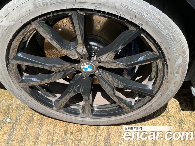 BMW X7 (G07) M60i xDrive M sport 6STR 2025 — фото 5