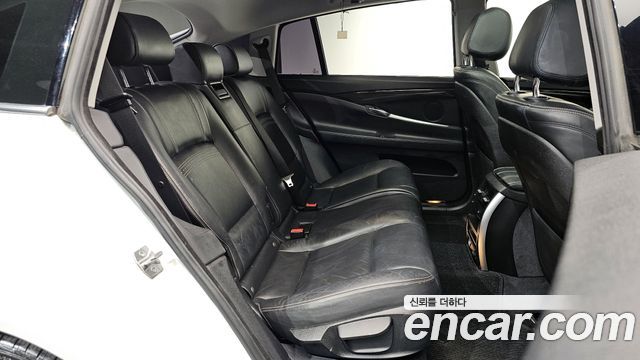 BMW 5 Series GT (F07) GT 30d xDrive 2015 — фото 11