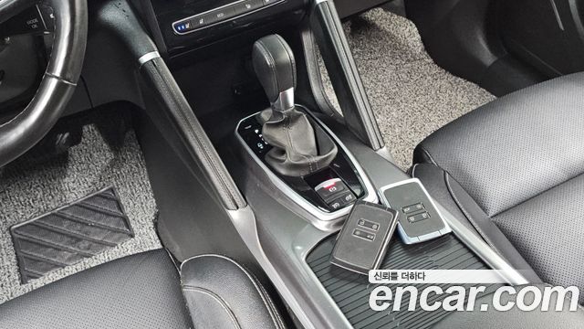 Renault Korea QM6 2.0 LPe LE Signature 2WD 2022 — фото 9