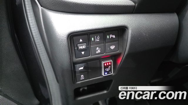 Honda CR-V (V) 2.0 Hybrid Touring 4WD 2021 — фото 18