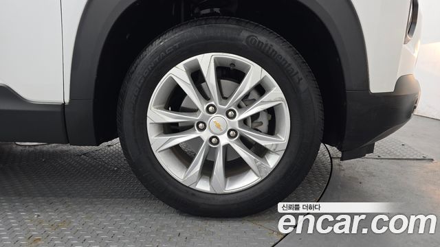 Chevrolet Trailblazer 1.2 Turbo 2WD LT 2021 — фото 21