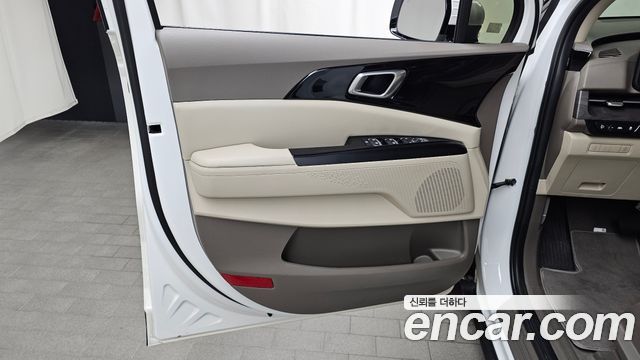 Kia Carnival (IV) Diesel 9-Seater Prestige 2023 — фото 24