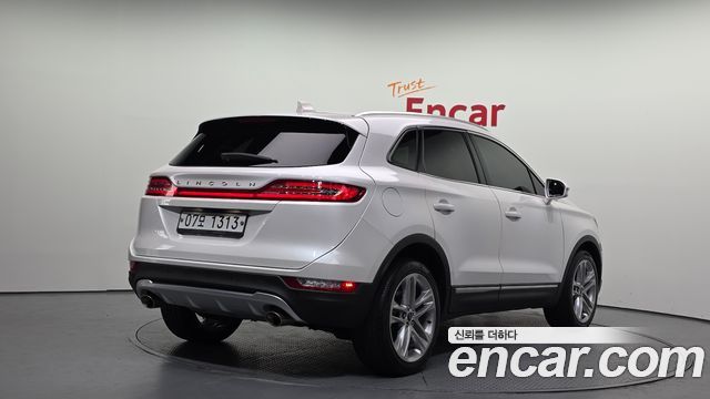 Lincoln MKC 2.0 AWD 2017 — фото 2