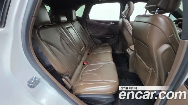 Lincoln MKC 2.0 AWD 2017 — фото 23