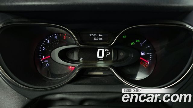 Renault Korea QM3 RE Signature 2019 — фото 8